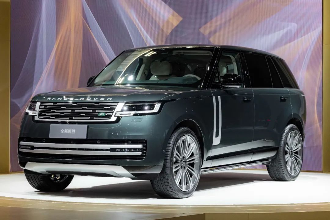 能硬核越野，也能讲究豪华格调的捷豹路虎，到底强在哪儿？