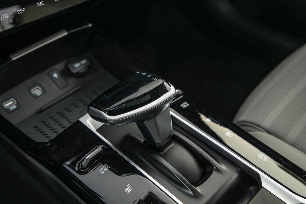 起亚k3插电混动不充电真实油耗,新起亚k3深度评测