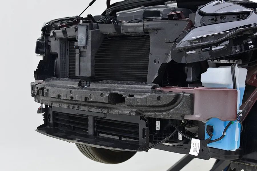 别克gl8652t防撞梁升级,新别克gl8前防撞梁