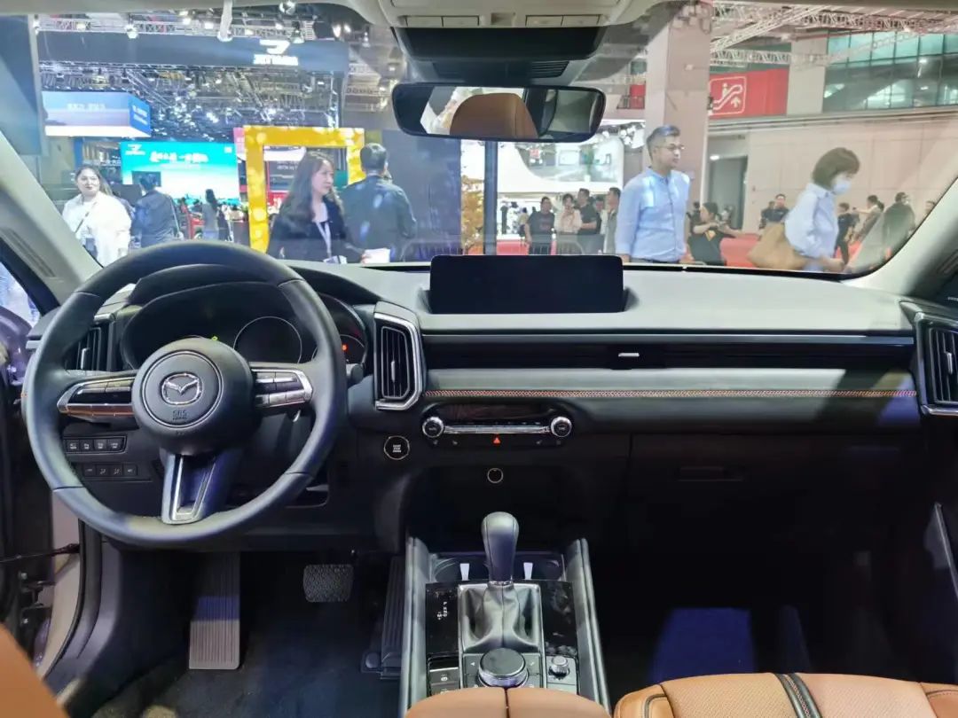 鍥藉鐪嬫瘮浜氳开鐧句竾绾у埆鐨勮溅,姣斾簹杩竷搴8