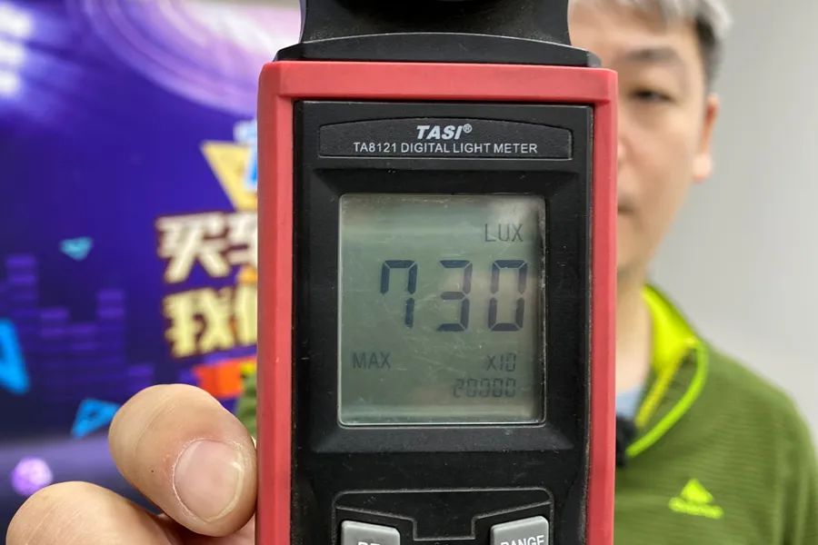 奥德赛第三排三人实测,奥德赛第三排到底有多不安全