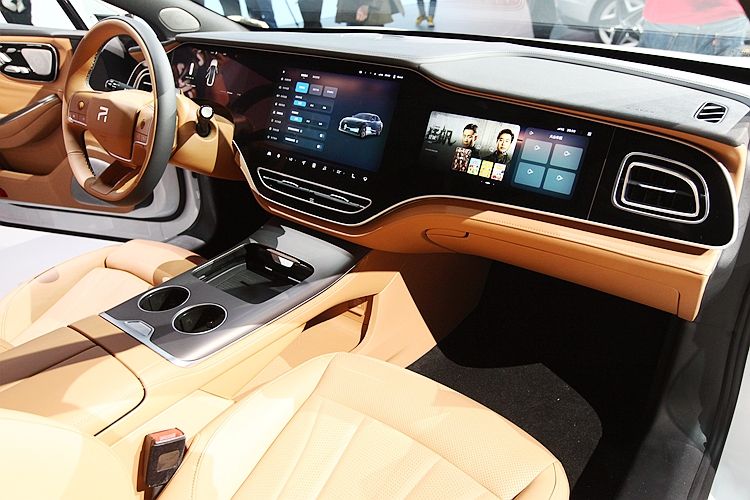 最新款飞凡f7顶配版,飞凡汽车f7预售价