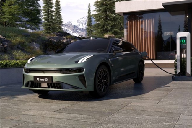 全新极氪001猎装绿为什么贵,猎装极氪001各版本差别