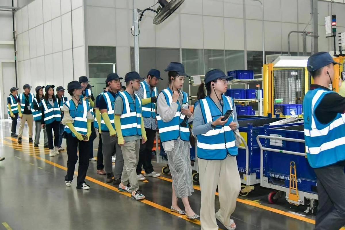 现在奇瑞捷豹路虎怎么样,路虎的隐藏技能