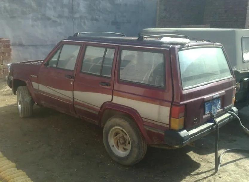 切诺基xj跟普通有什么区别,双环汽车仿制