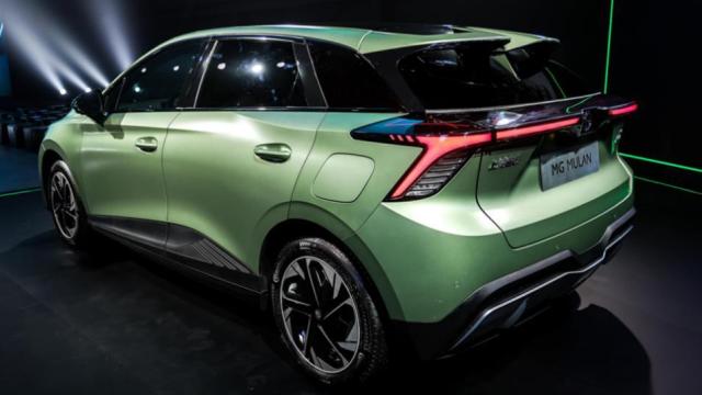 名爵纯电跑车或31.79万起售,名爵10-15万纯电动suv