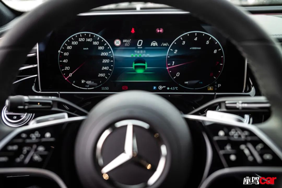 梅赛德斯奔驰e300l高清图,梅赛德斯奔驰e300l配置