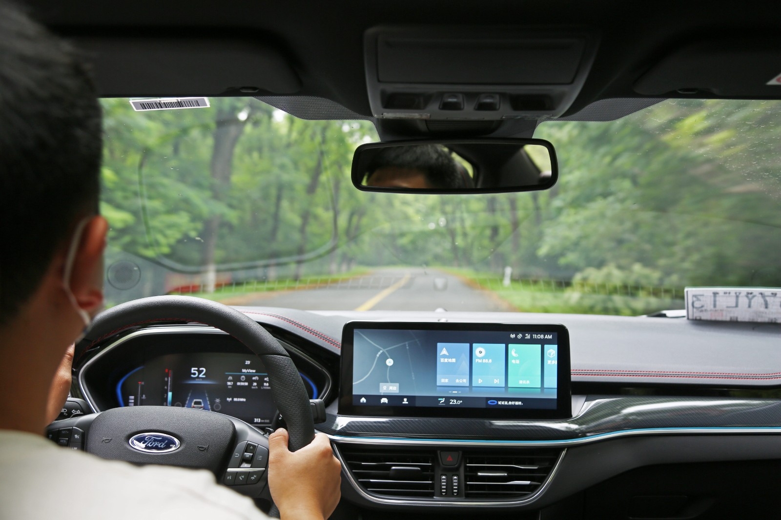 7.9秒破百原厂短簧的小钢炮福特福克斯试驾