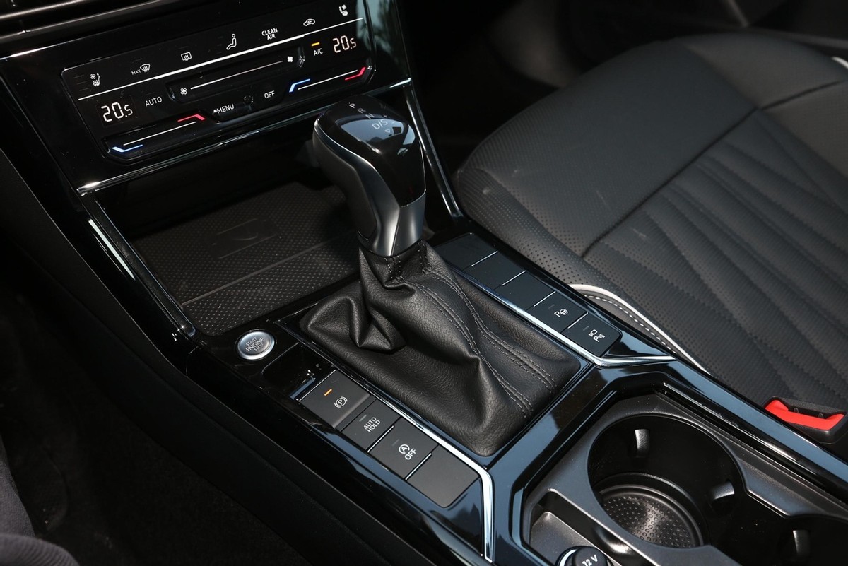 试驾大众帕萨特星空版,试驾帕萨特2024款380星空豪华版