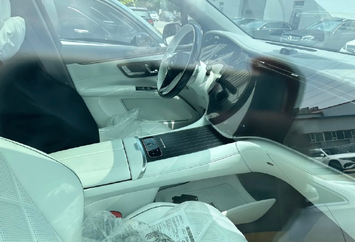 奔驰迈巴赫eqssuv680美国,奔驰纯电动车迈巴赫最新款