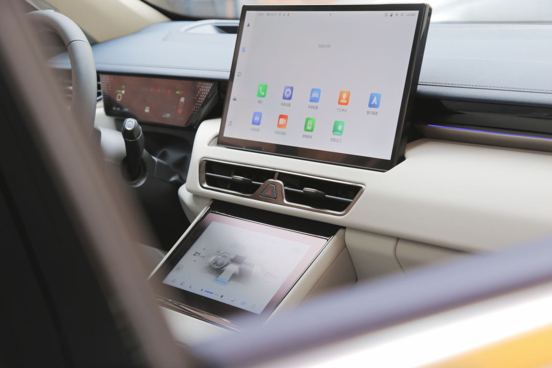 新摩卡dht-phev试驾视频,2023款摩卡dht-phev能保住电吗