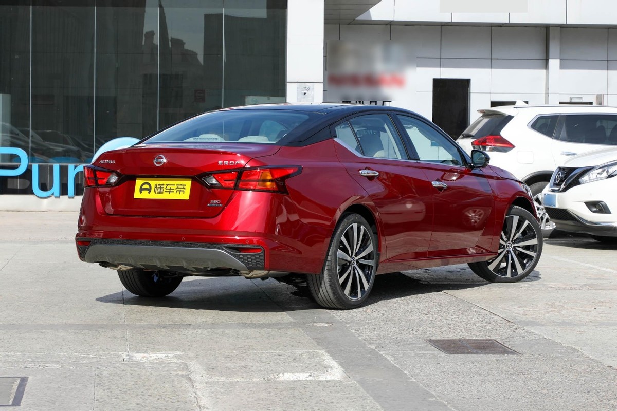 2.0t的日产天籁最新款价格多少,东风日产天籁2.0和2.0t怎么选择