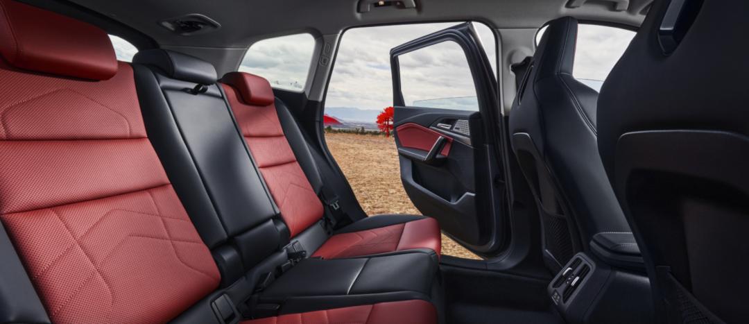 特斯拉model3宝马x1选哪个,全新宝马x1降价