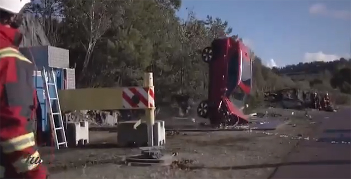 33万以下的车购置税减半,33万以下免购置税的车