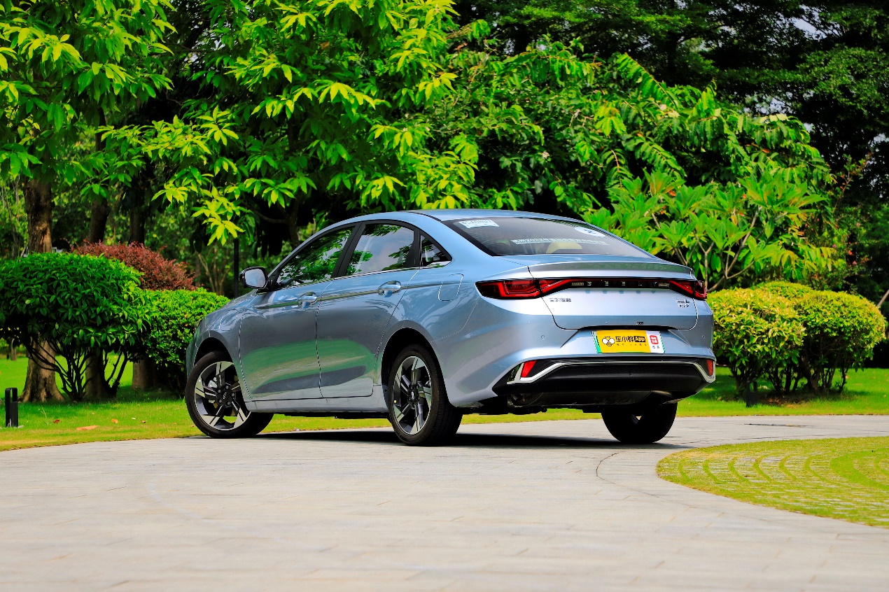 帝豪Lhip试驾评测,帝豪lhip10万公里测评