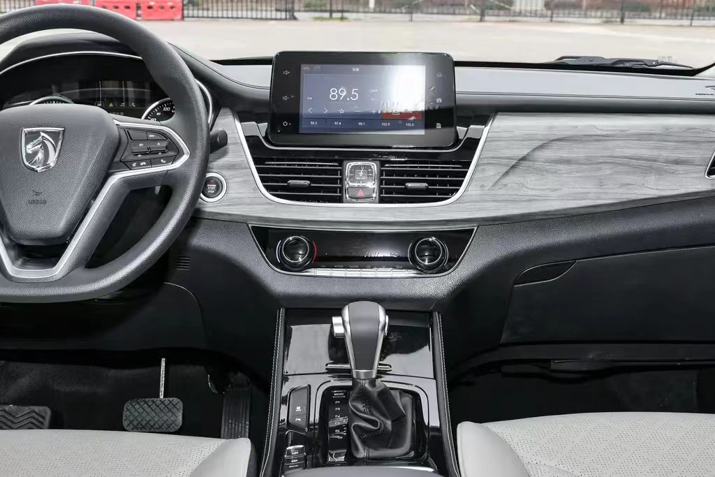 宝骏730打造七座mpv领导者,宝骏730新款有六座的吗