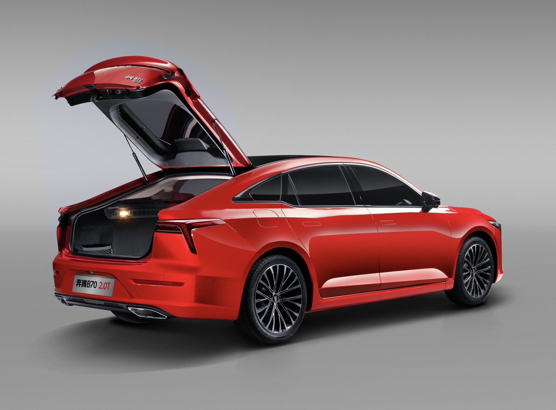 2023奔腾b702.0t建议购买吗,23款1.5t畅享版奔腾b70使用感受