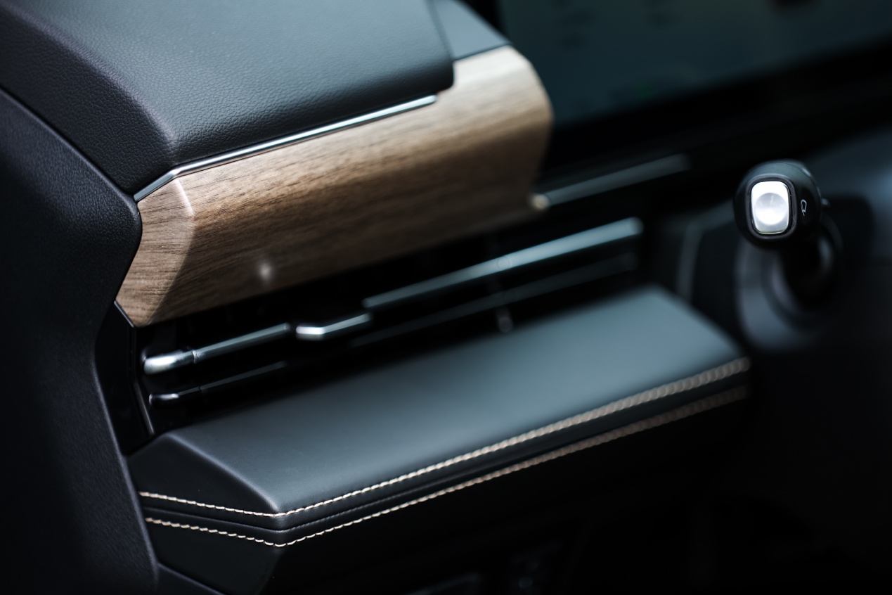 小鹏p5460e价格,抢鲜试驾汽车