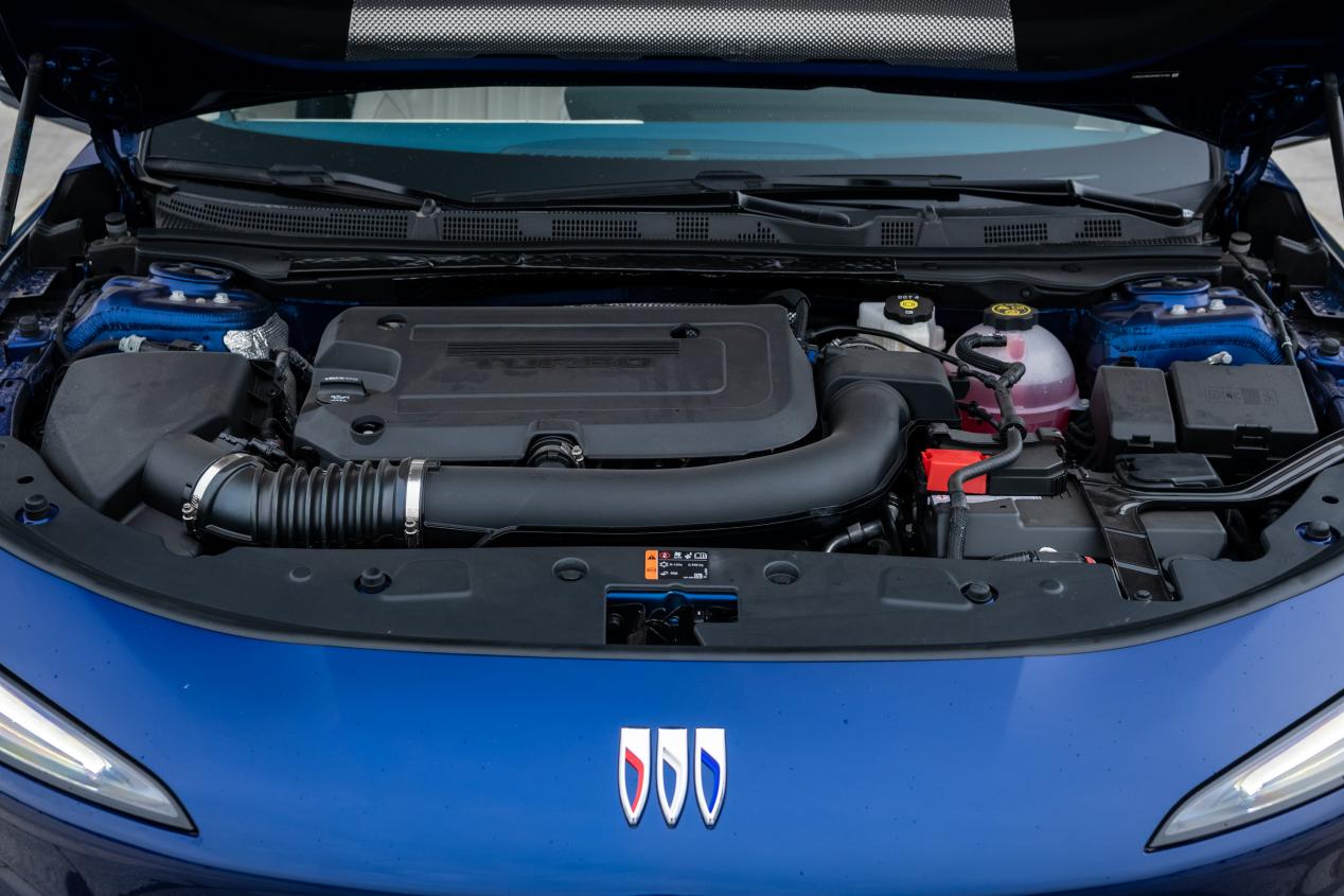 新款别克君越最顶配3.0,别克君越2.0t发动机图