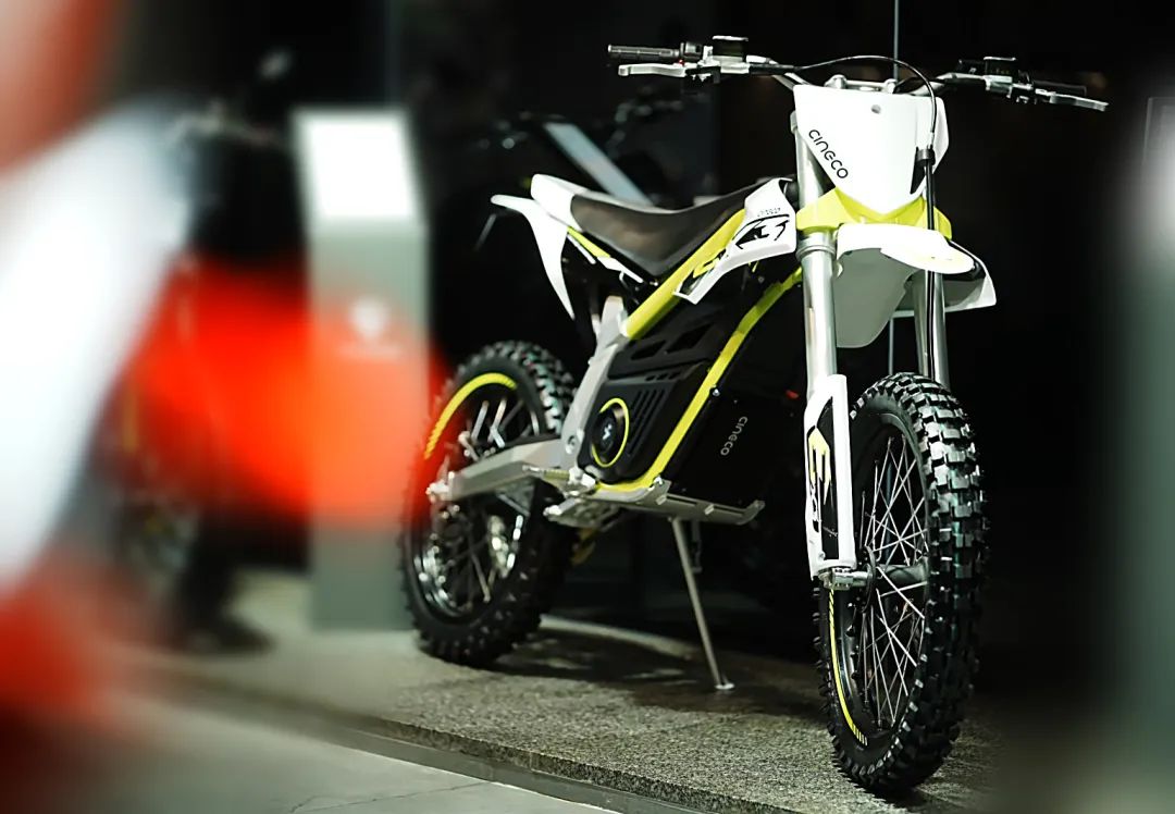 赛科龙ra4012023款真实测评,赛科龙re560攀爬版什么时候上市