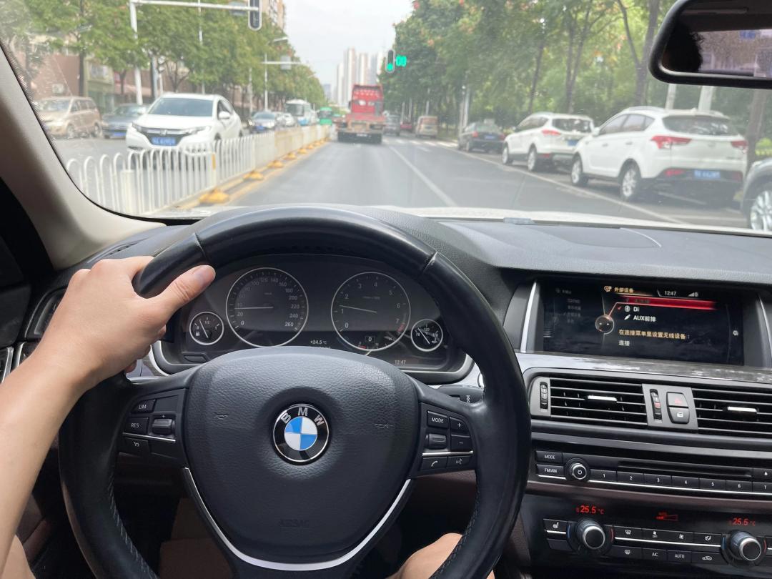 二手买哪一年的525豪华最划算,17款宝马525li豪华二手最新价格