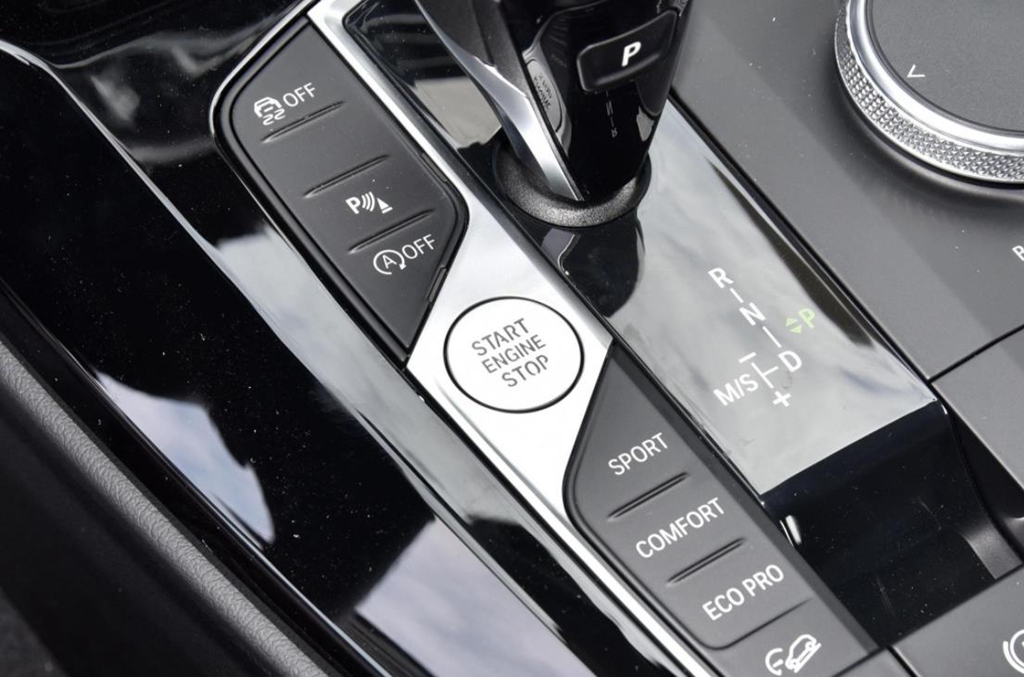 豪华suv加速测试,豪华紧凑型suv加速测试视频