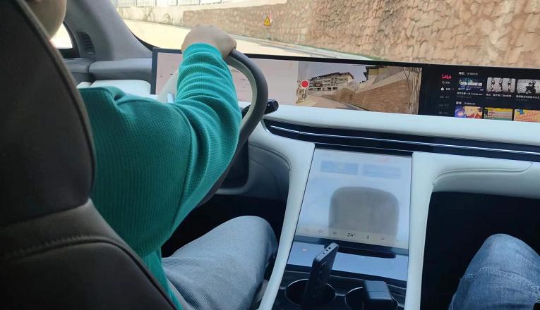 ls7智己深度测评智能驾驶,智己半幅方向盘好不好用