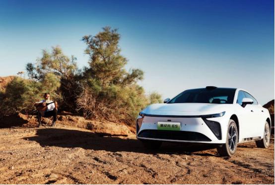 星纪元es国潮版沉浸式体验,星纪元es增程版深度评测