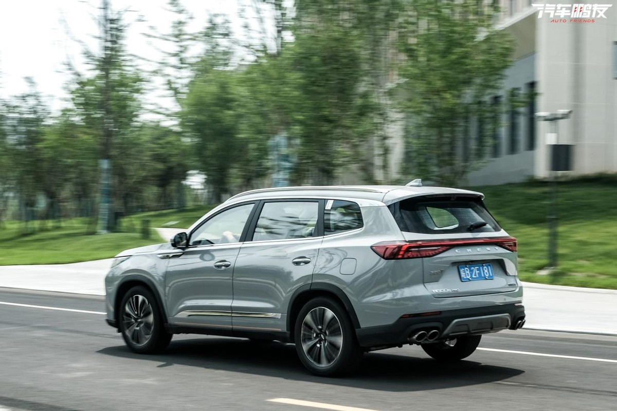 奇瑞瑞虎8pro傲视版试驾评测,奇瑞瑞虎8pro四驱顶配深度试驾