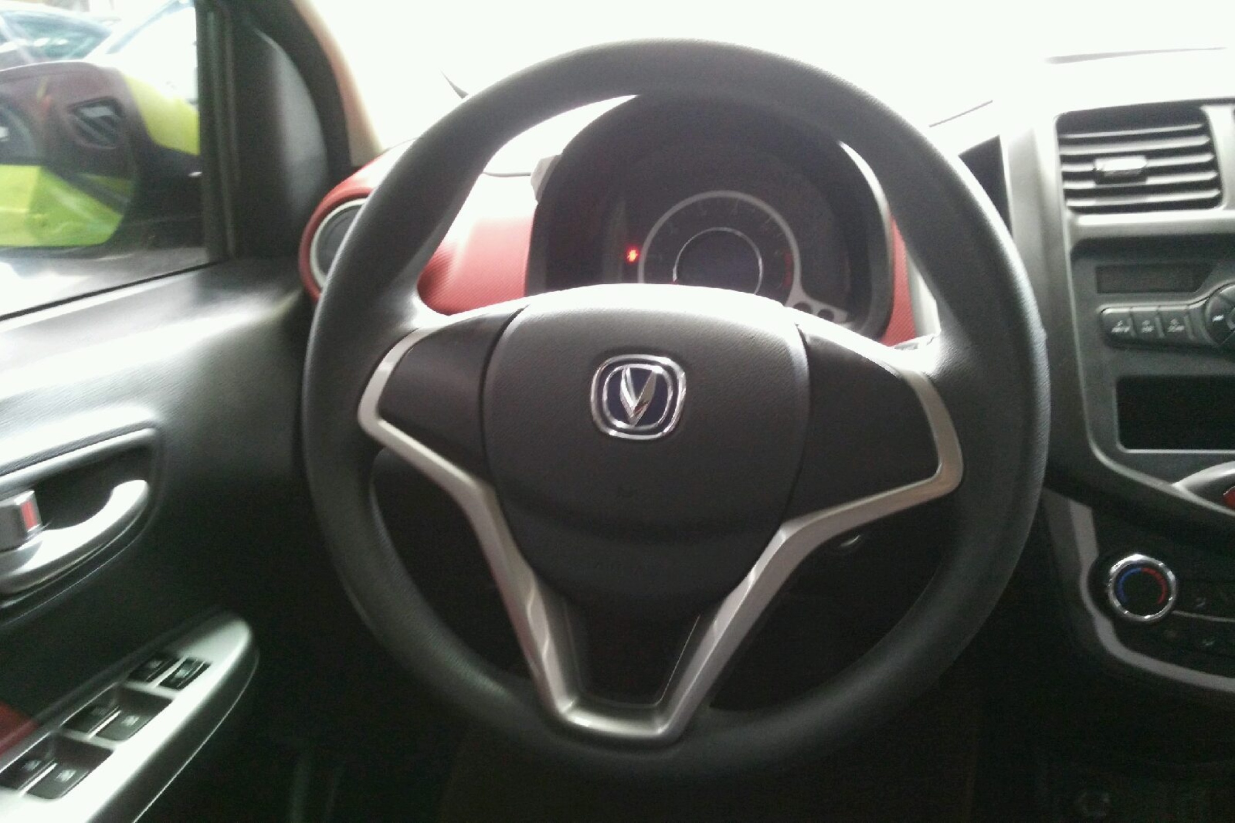 奔奔e-star保养价格,奔奔e-star3万公里保养项目