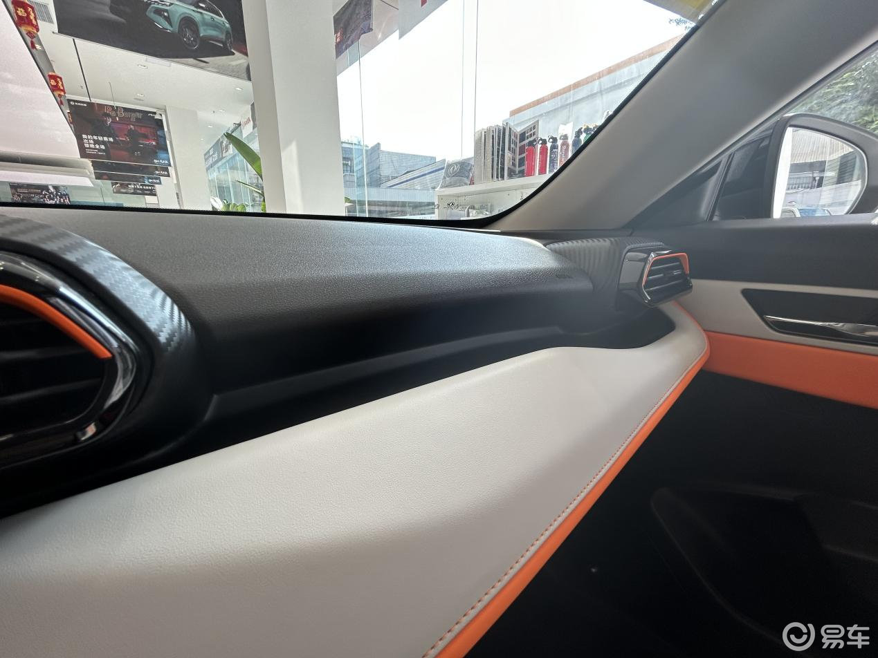 风神奕炫gs后备箱怎么开,东风风神奕炫gs马赫版孝感店