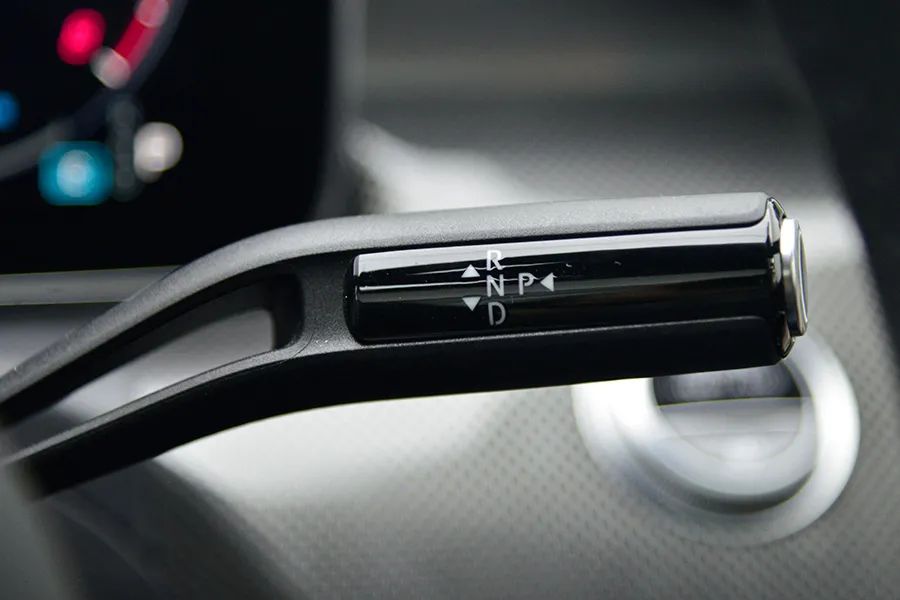 奔驰c级车有哪些可选的安全配置,这才是真正的奔驰c级你了解多少