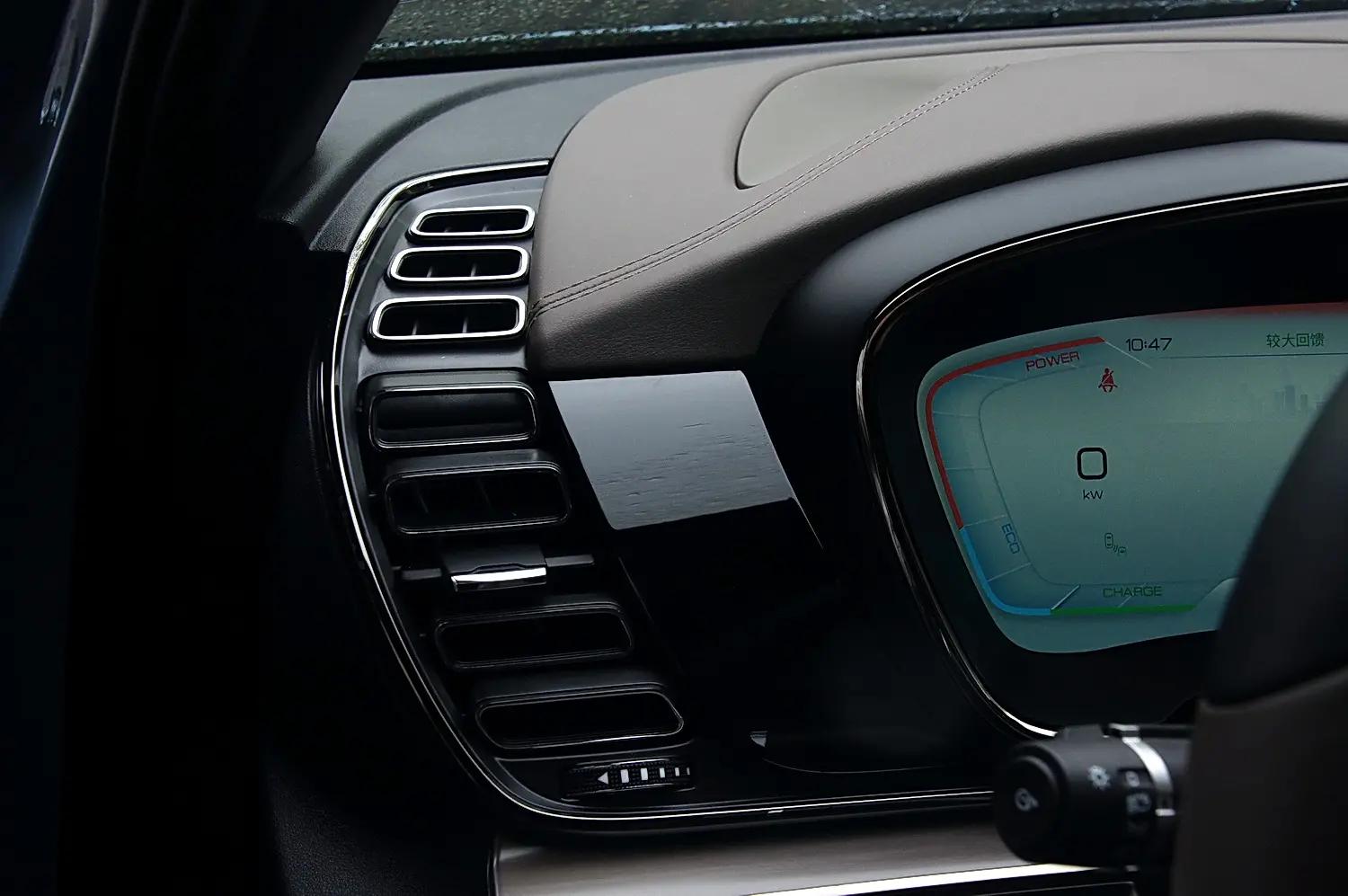 感受中式豪华比亚迪汉ev,颜值能打操控出色比亚迪汉ev