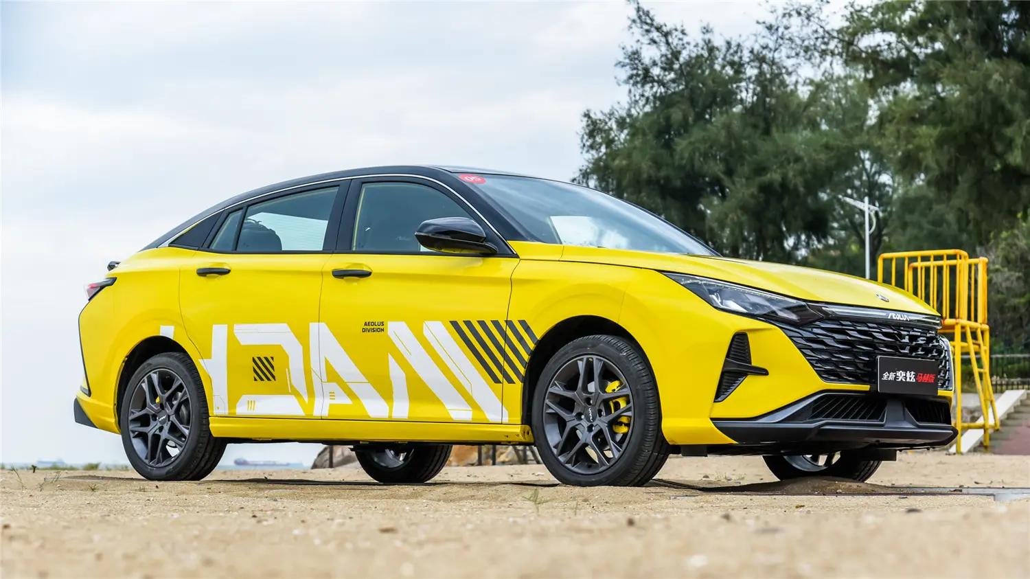 试驾东风风神奕炫max暗夜版2022款,东风风神奕炫马赫版2023款试驾