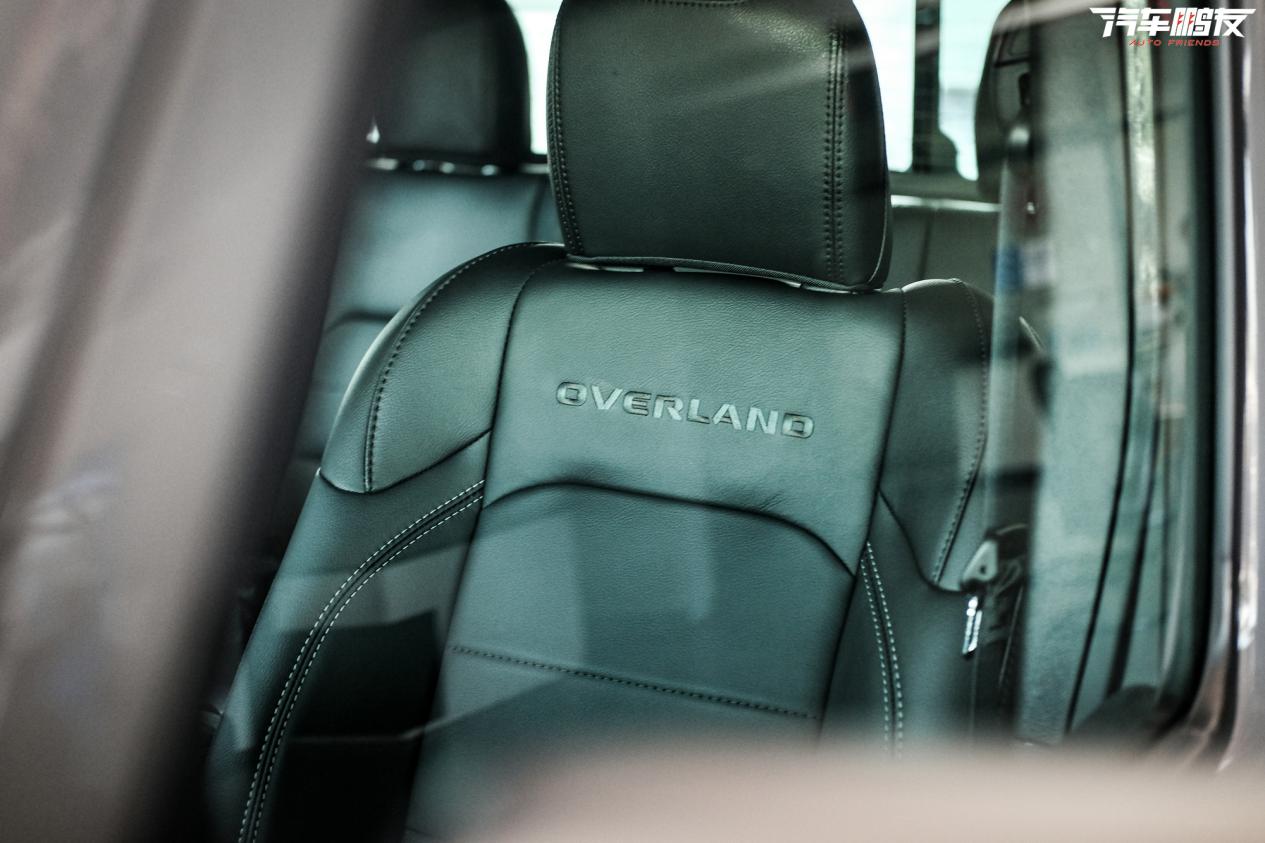 新款jeep角斗士,jeep角斗士适合跑长途吗