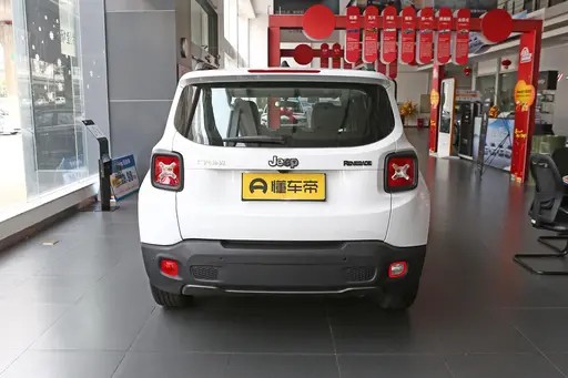 广汽菲克jeep自由侠19年二手车2.0,广汽菲克jeep自由侠2016款顶配