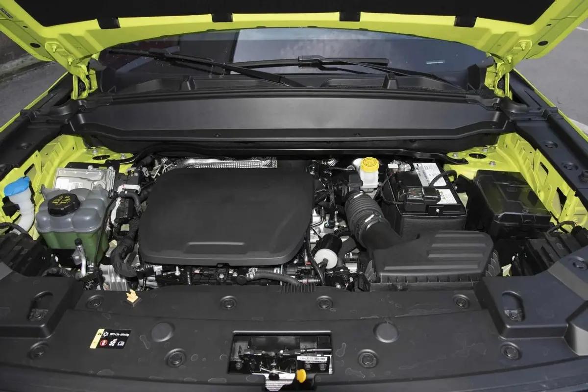 顶配接近15万，搭载四驱系统+越野模式，哈弗酷狗值得入手吗？