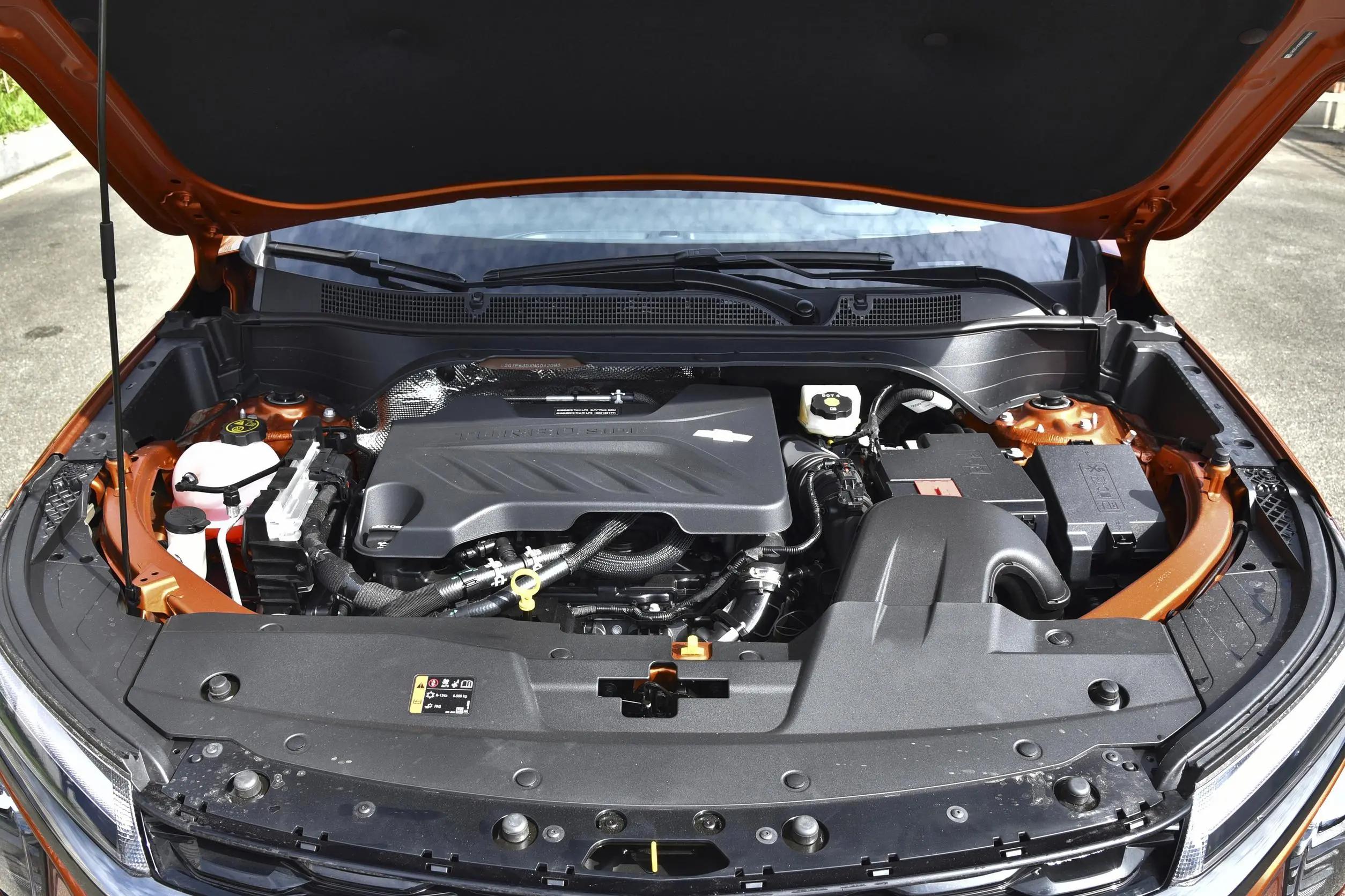 雪佛兰新星迈罗尺寸,雪佛兰科迈罗选哪个版本