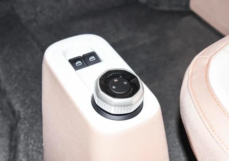 吉利熊猫mini和qq冰淇淋哪个耐跑,吉利熊猫mini和奇瑞冰淇淋怎么选