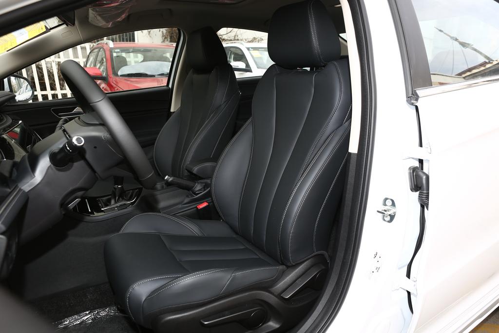 10万级品质家轿首选,全球优选品质家轿汽车