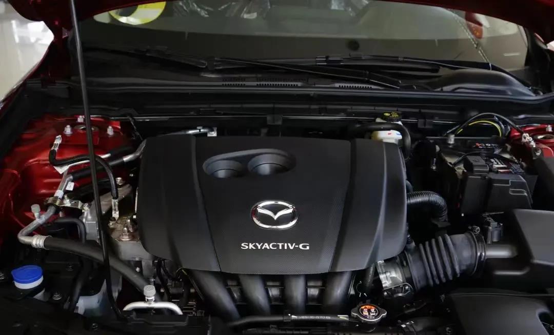 l2b发动机冷启动异响,发动机冷启动出现吱一声怎么解决