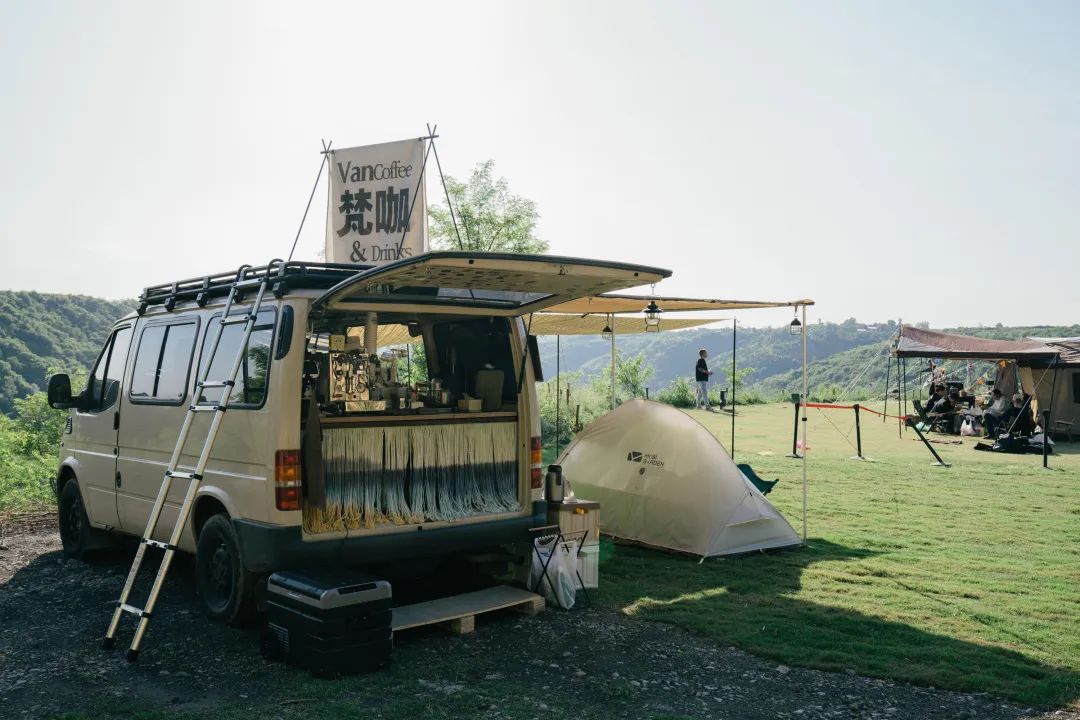 边玩边可以赚钱的生意,边玩边摆摊赚钱