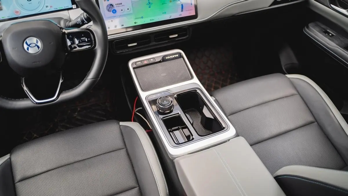 合创z03潮酷版620公里全款多少钱,13.28万起的2022款合创z03怎么选