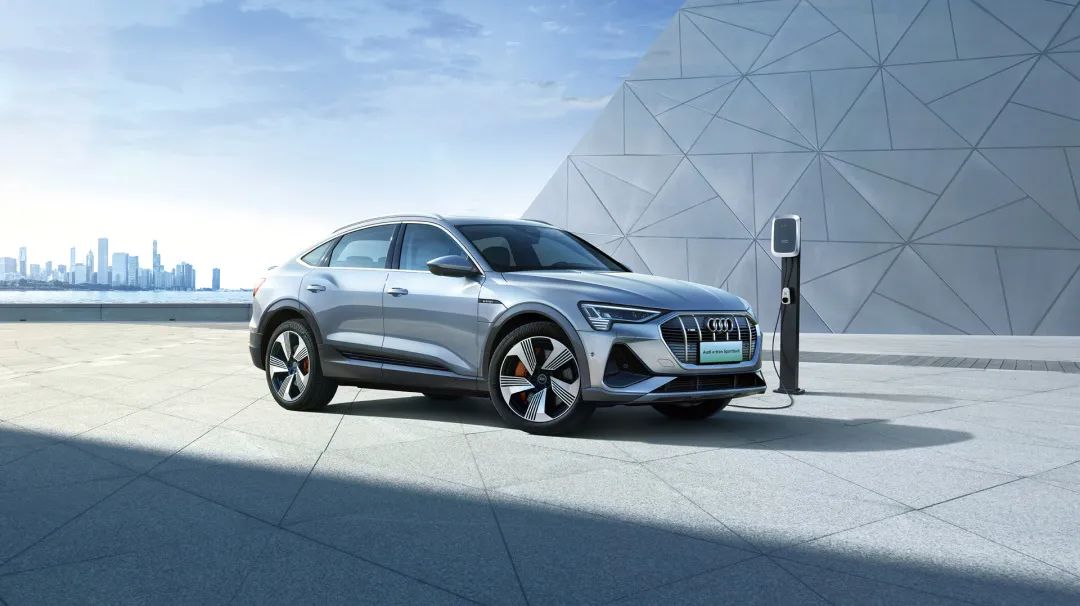 奥迪11月购车狂欢季预热,奥迪购车礼遇来袭