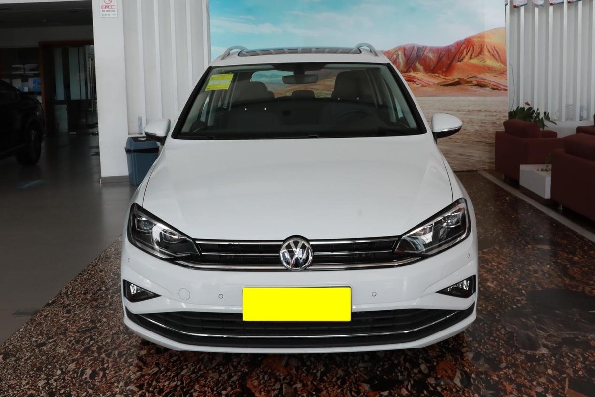 实拍高尔夫·嘉旅1.4T自动好奇型，卖16.48万，经济耐用家用不错