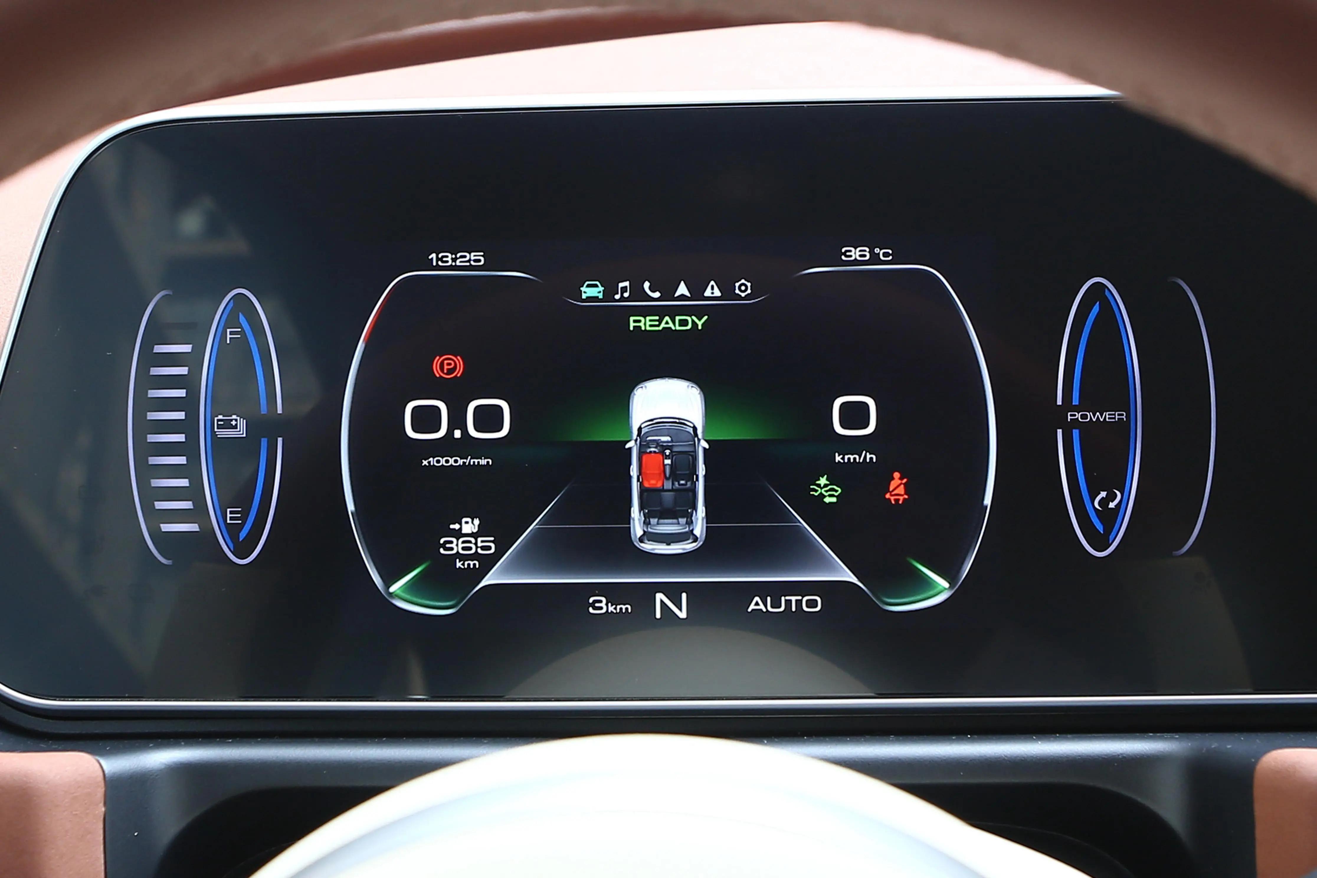 性价比最高开不坏的代步车,推荐三款适合小姐姐的代步车