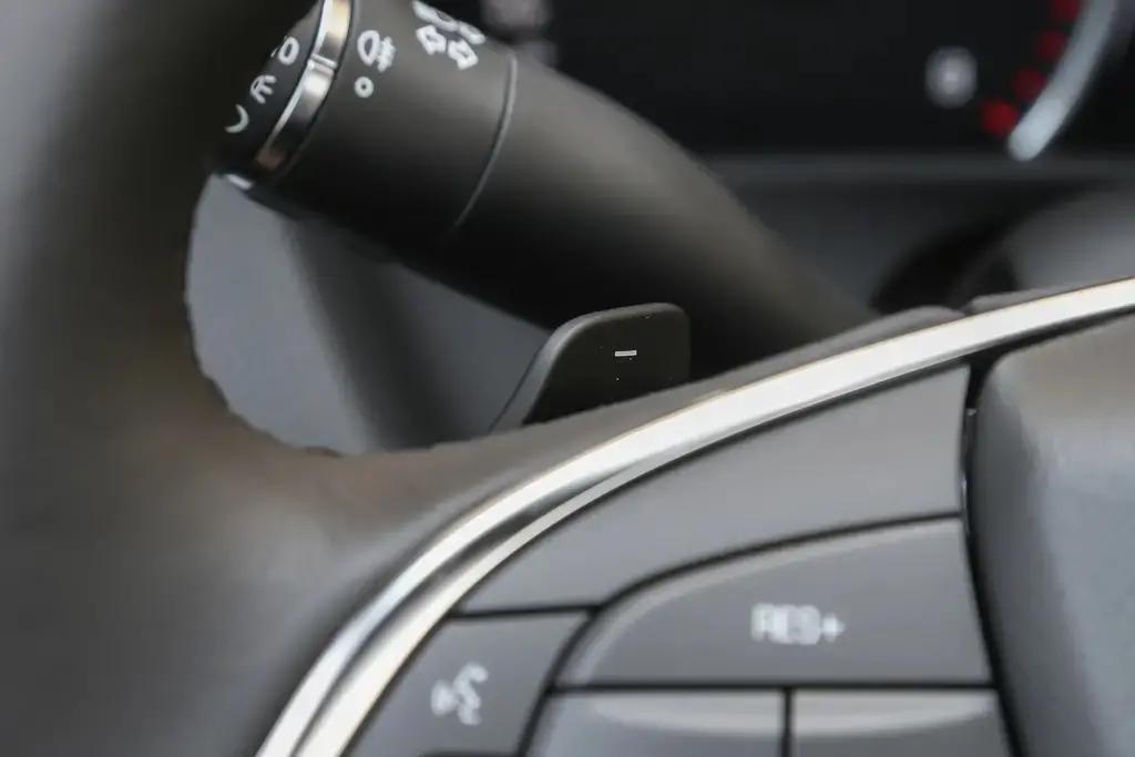 凯迪拉克ct6bose音响,凯迪拉克ct6流媒体后视镜