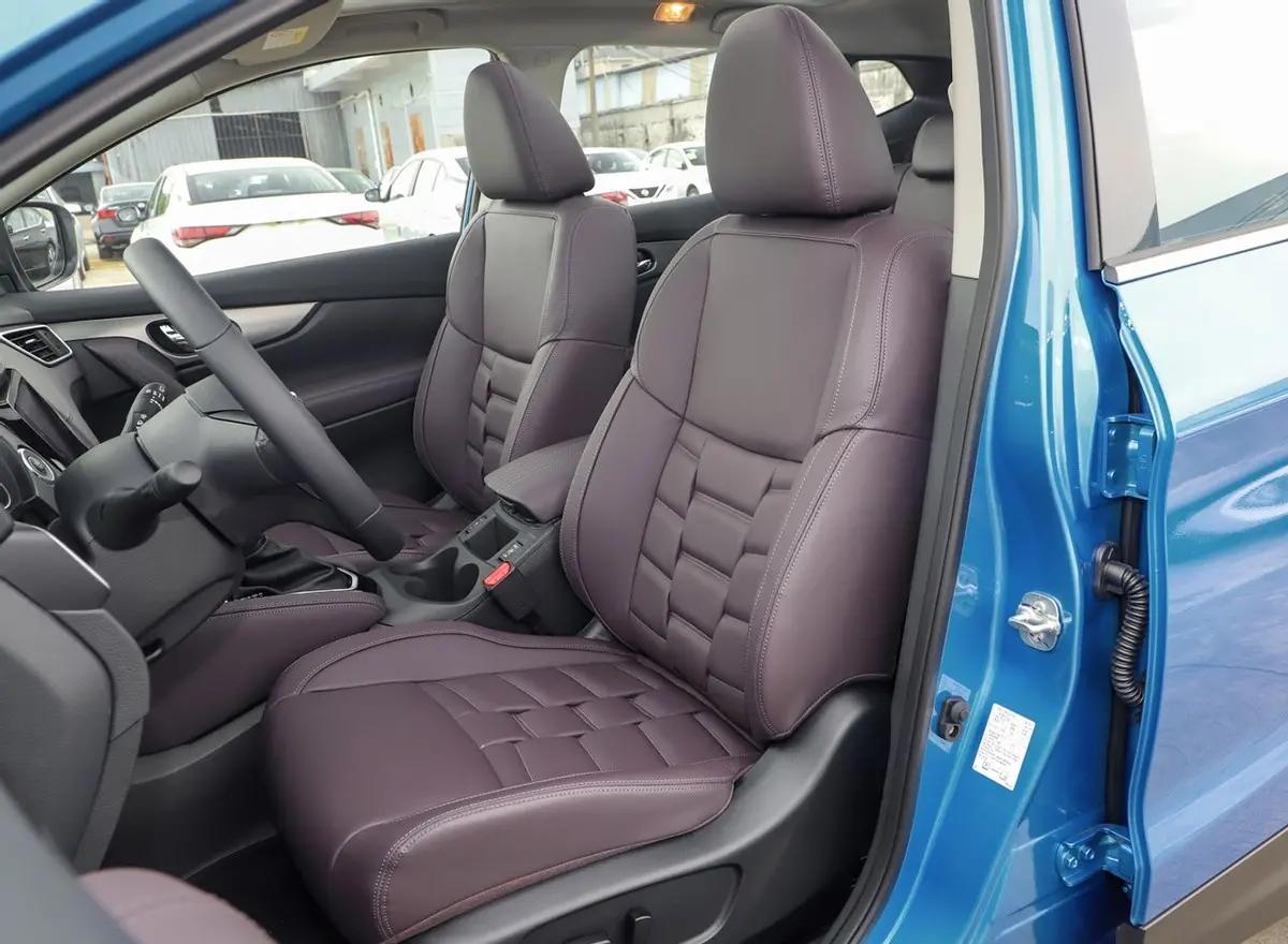 日产逍客与马自达cx-4哪个好,马自达cx-5和逍客哪个后排大