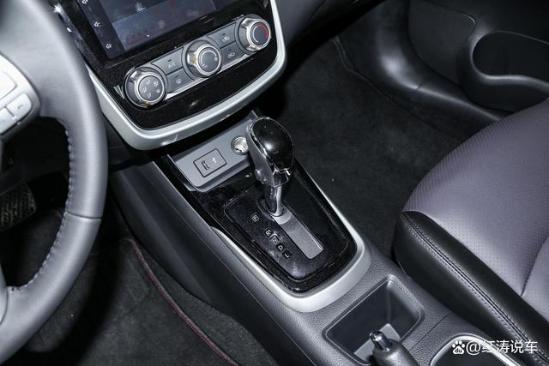 日产骐达手动挡落地价多少,日产骐达2024款落地价