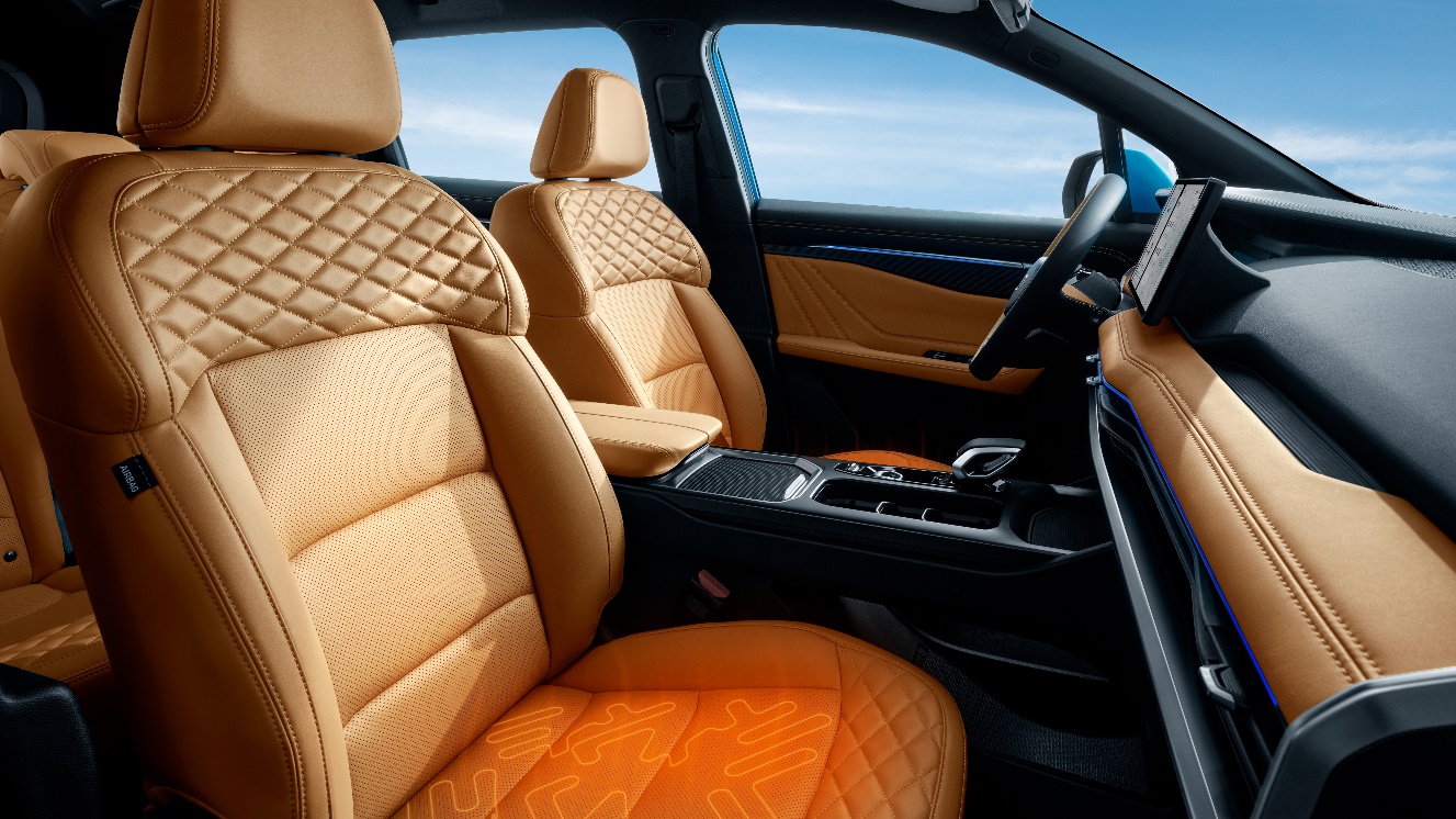 吉利suv星越和豪越落地价,吉利豪越suv2022新款